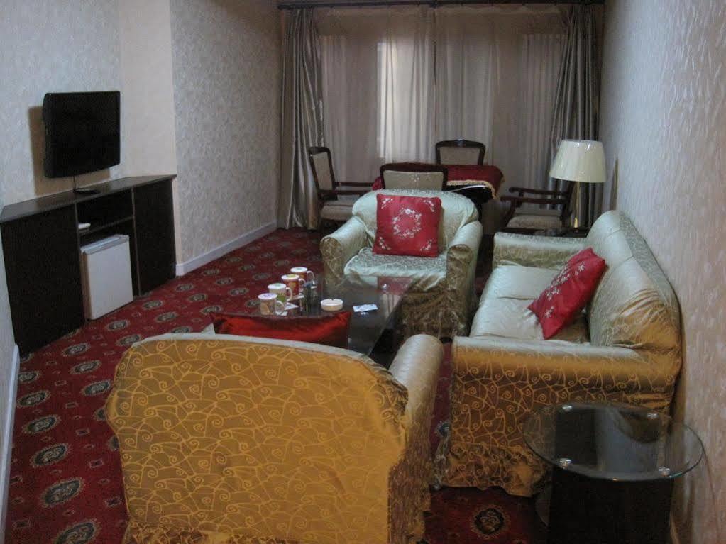 Tianzhi Hotel Harbin Extérieur photo